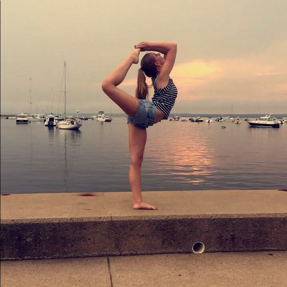 Meet your Posher, Alanna - Picture 1 of 1